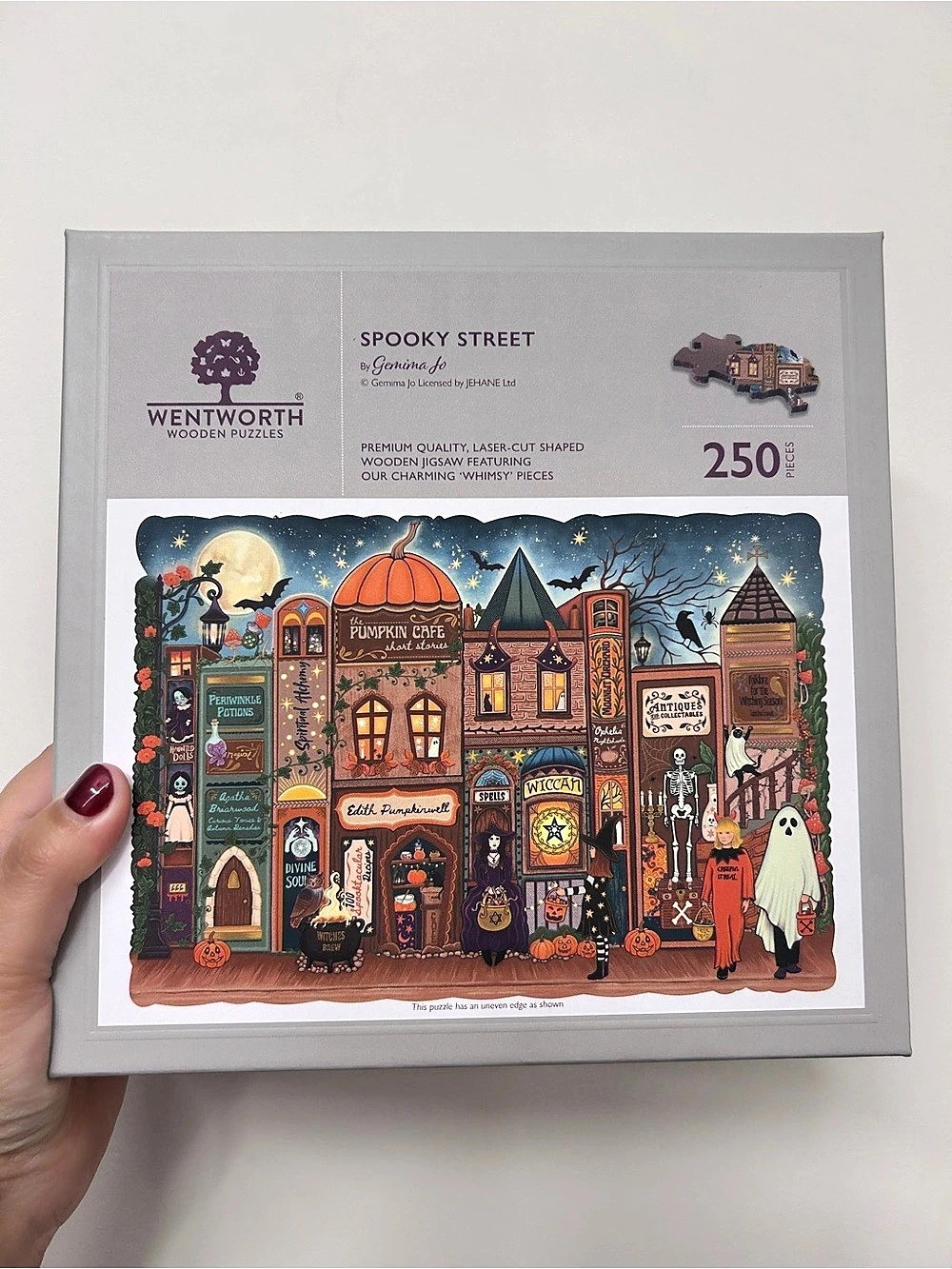 Wentworth  Wooden Puzzles Spooky Street 250-Piece Jigsaw Puzzle